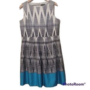 𝅺TAHARI Arthur S Levine Fit Flare Dress size 14